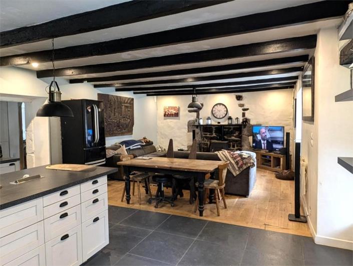 Image No.7-2 Bed House for sale