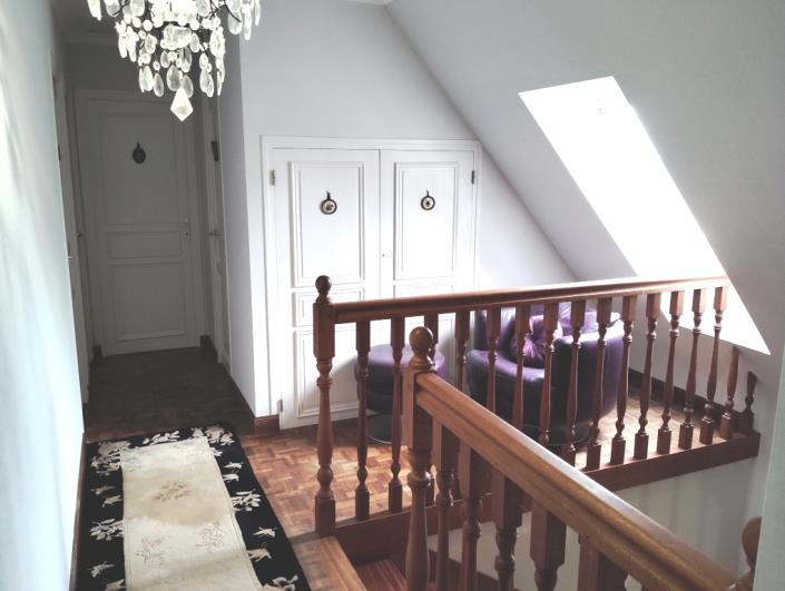 Image No.12-5 Bed House for sale