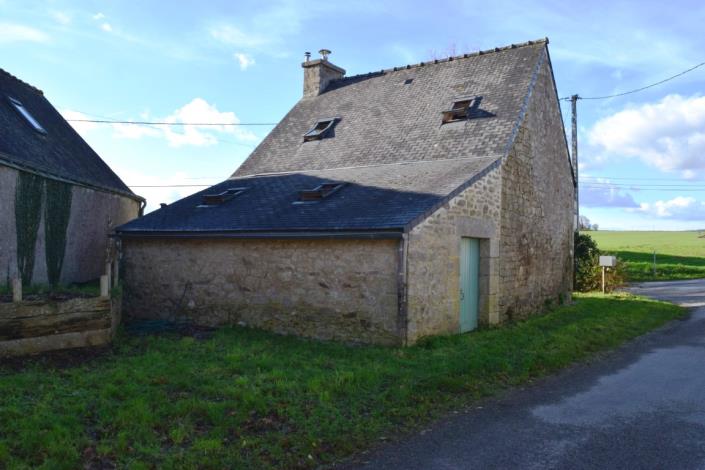 Image No.12-1 Bed House for sale