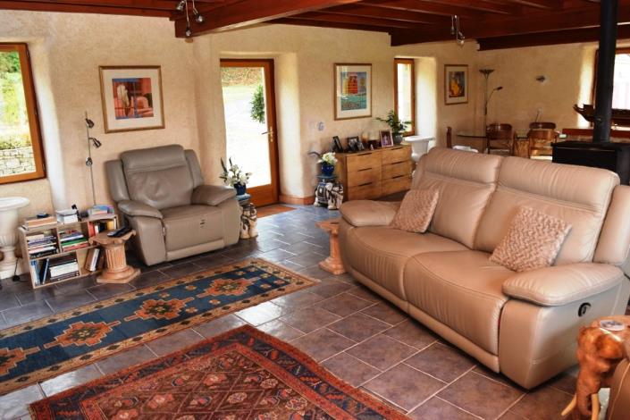 Image No.13-6 Bed House for sale