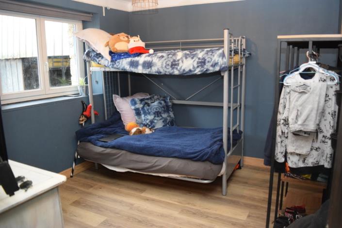 Image No.13-5 Bed House for sale