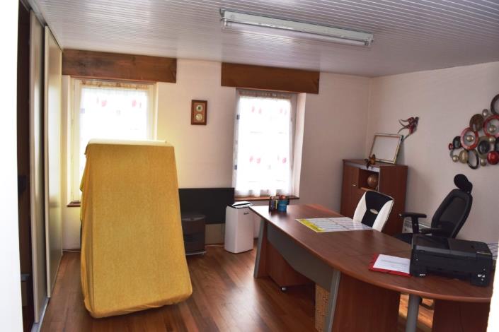 Image No.26-3 Bed House for sale