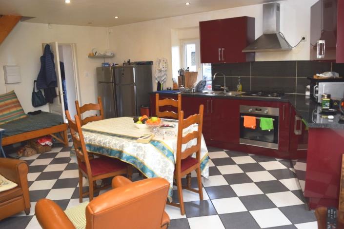 Image No.5-2 Bed House for sale