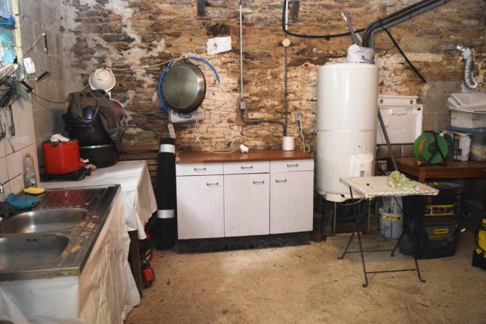 Image No.23-2 Bed House for sale