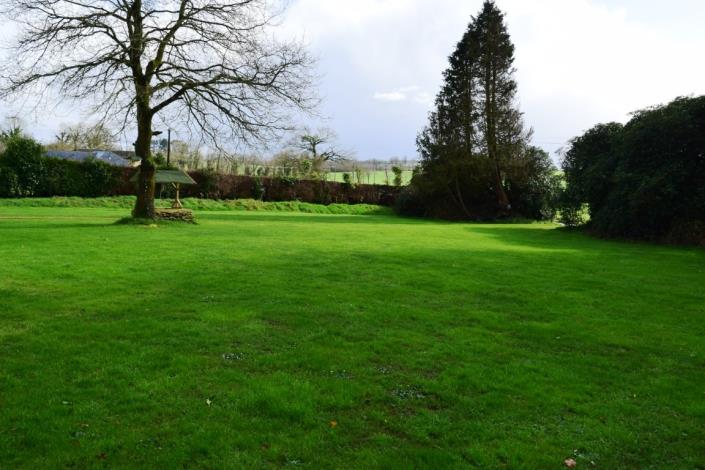 Image No.25-2 Bed House for sale