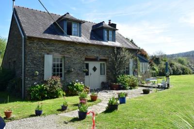 1 - Châteauneuf-du-Faou, Maison