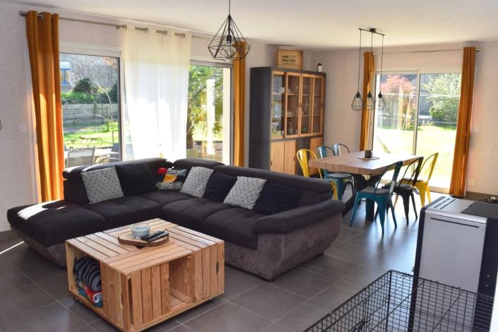 Image No.3-4 Bed House for sale