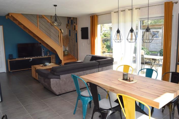 Image No.6-4 Bed House for sale