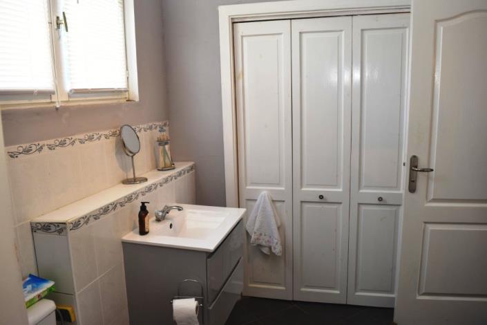 Image No.15-4 Bed House for sale