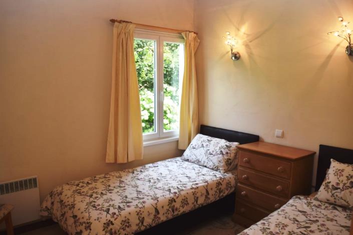 Image No.25-4 Bed House for sale