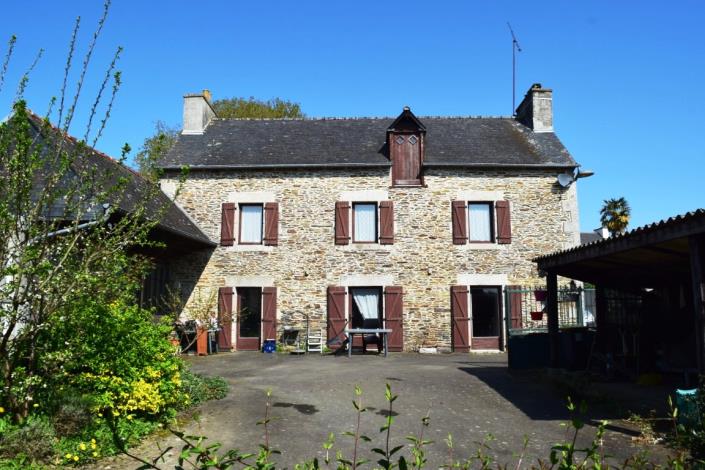 Image No.1-Maison de 4 chambres à vendre à Saint-Caradec