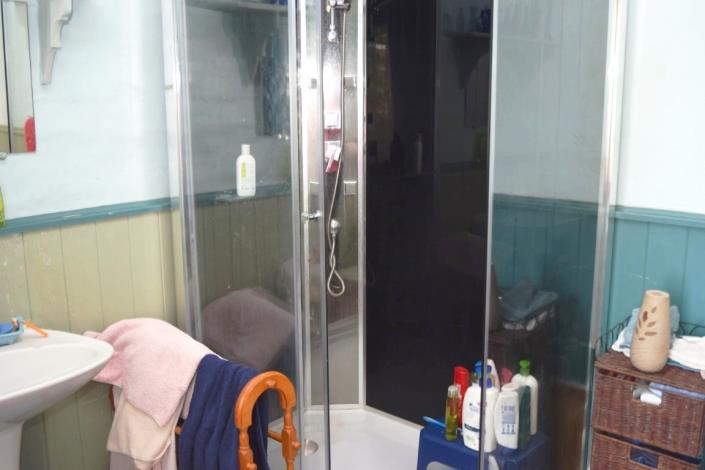 Image No.10-3 Bed House for sale