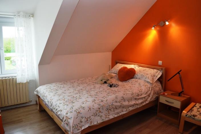 Image No.11-2 Bed House for sale