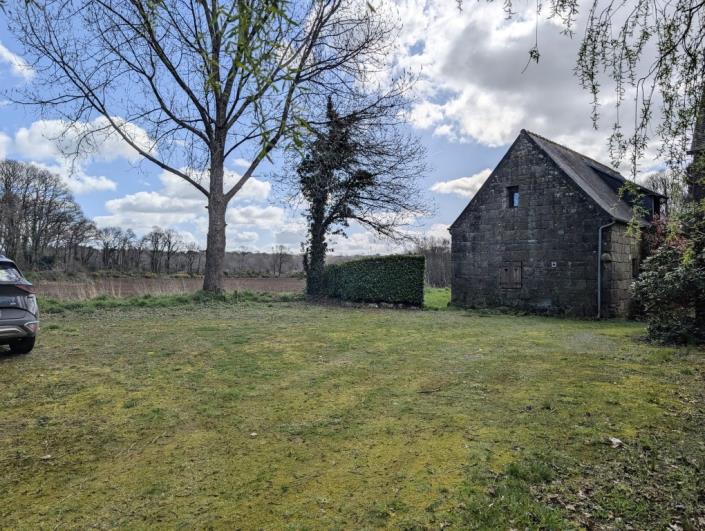 Image No.2-9 Bed Gite for sale