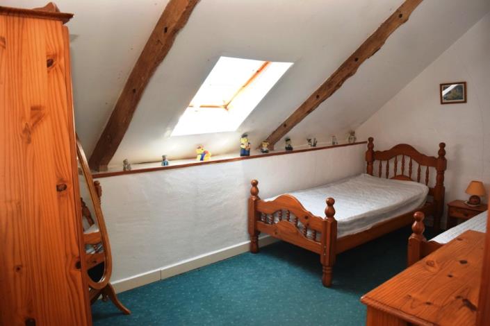 Image No.23-11 Bed House for sale