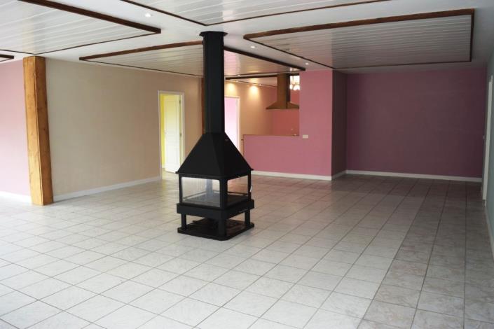 Image No.5-Maison de 4 chambres à vendre à Plémet