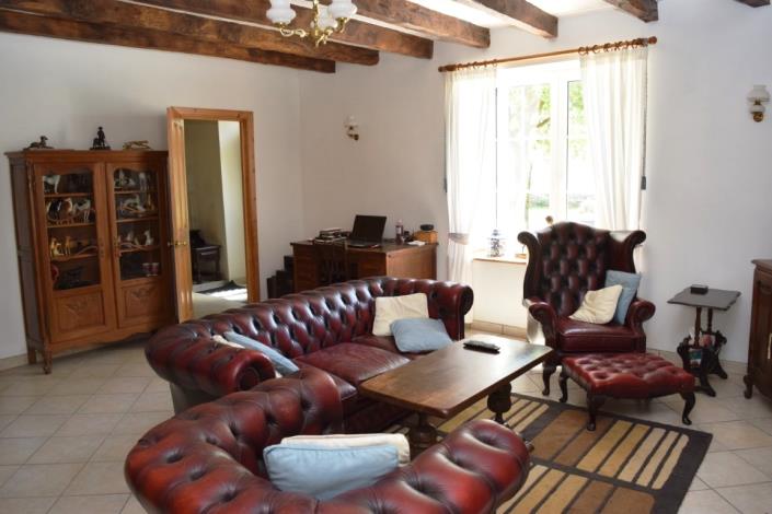 Image No.5-5 Bed House for sale