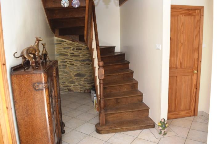 Image No.10-5 Bed House for sale