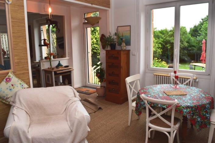 Image No.6-4 Bed House for sale