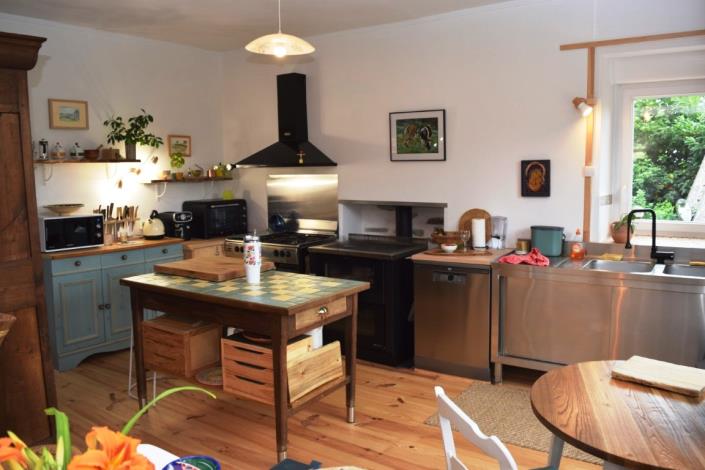 Image No.8-4 Bed House for sale