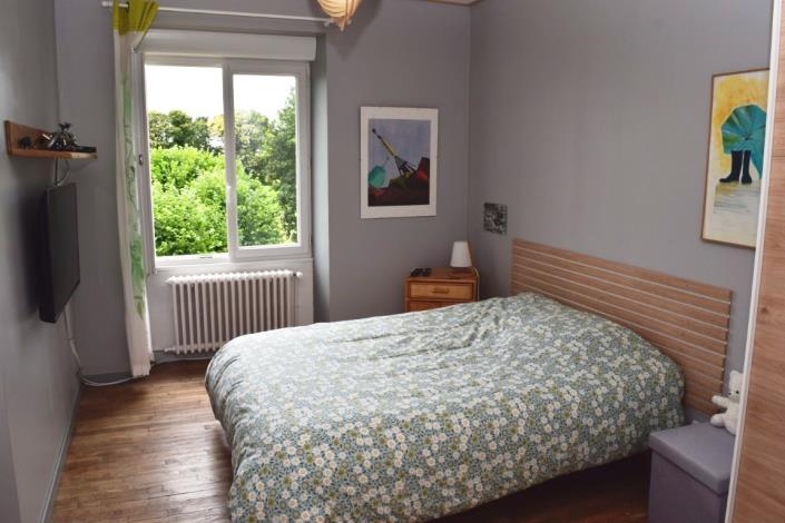 Image No.15-4 Bed House for sale