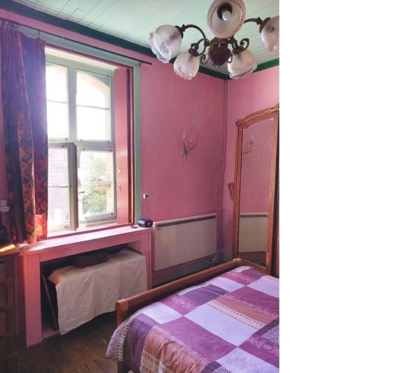 Image No.7-5 Bed House for sale