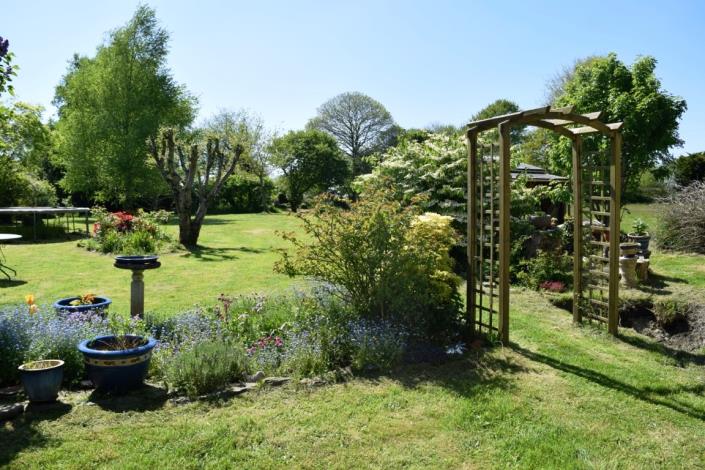 Image No.19-3 Bed House for sale