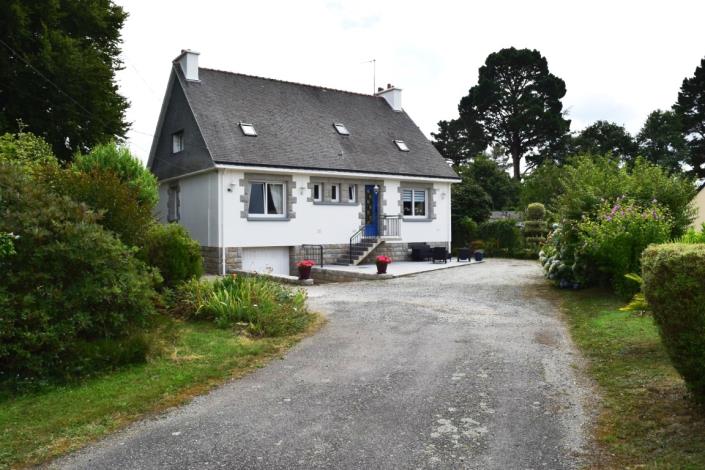 Image No.1-6 Bed House for sale