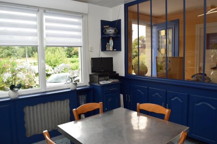 Image No.10-6 Bed House for sale