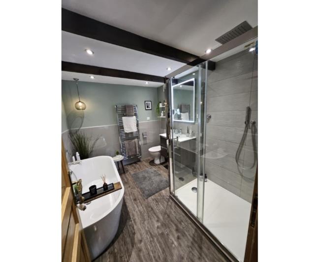 Image No.13-3 Bed House for sale