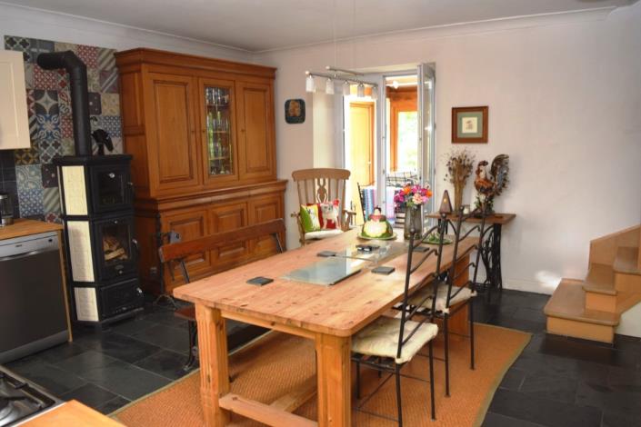 Image No.5-2 Bed House for sale