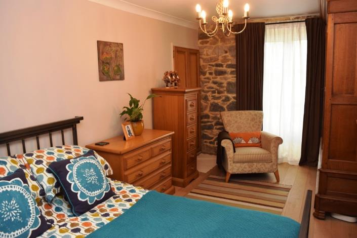 Image No.12-2 Bed House for sale