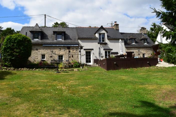 Image No.2-Maison de 4 chambres à vendre à Locmalo