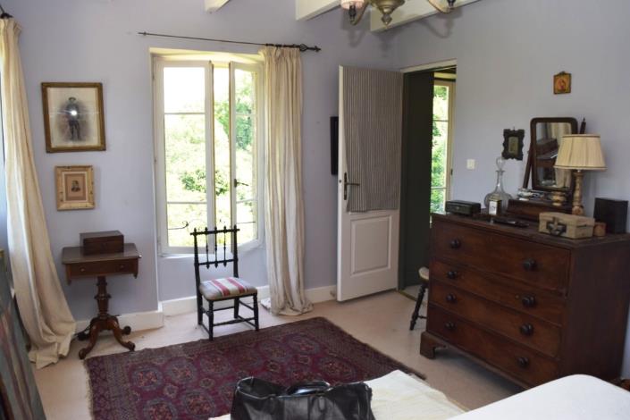 Image No.16-4 Bed House for sale