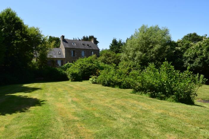 Image No.2-4 Bed House for sale