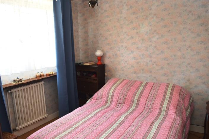 Image No.9-6 Bed House for sale