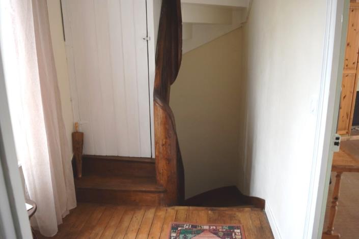 Image No.12-2 Bed House for sale