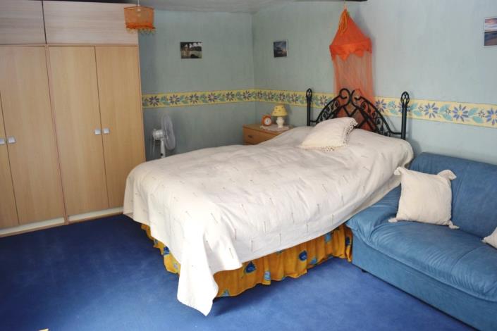 Image No.13-6 Bed House for sale