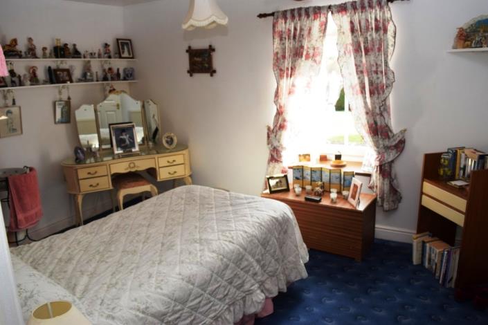 Image No.14-6 Bed House for sale