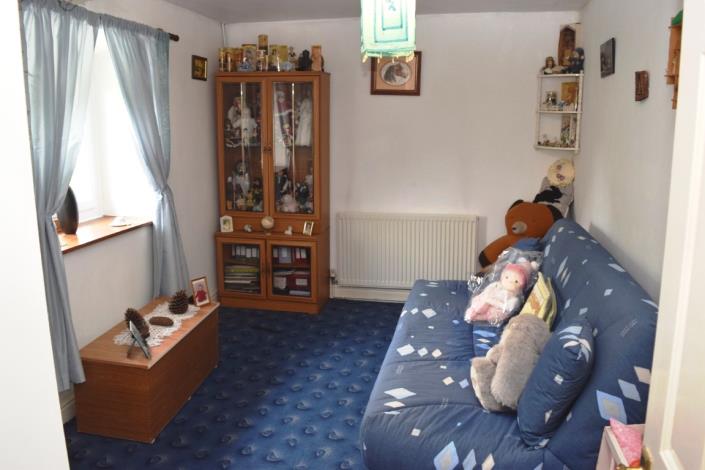 Image No.15-6 Bed House for sale