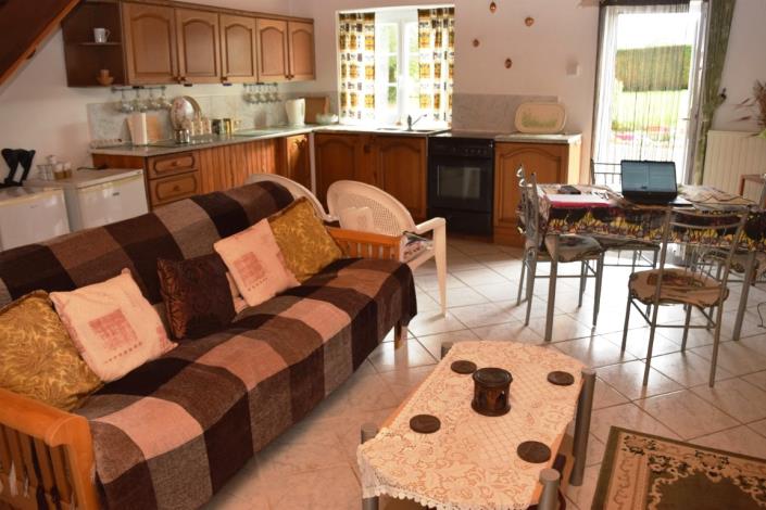 Image No.19-6 Bed House for sale