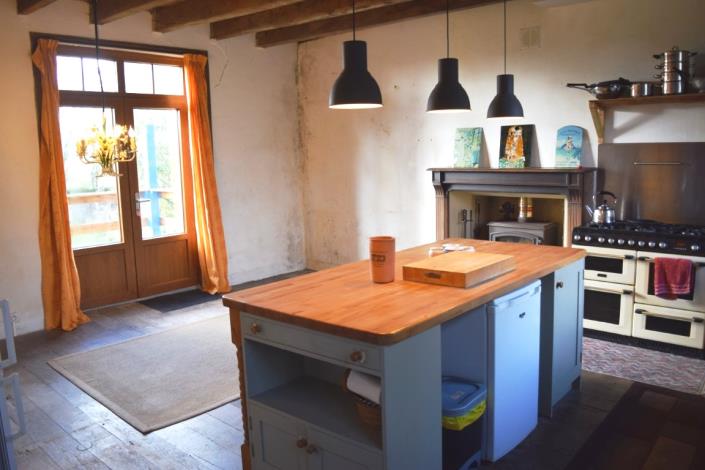 Image No.4-2 Bed House for sale