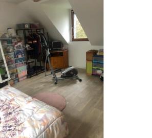 16425-MAIN-BEDROOM-VUE3