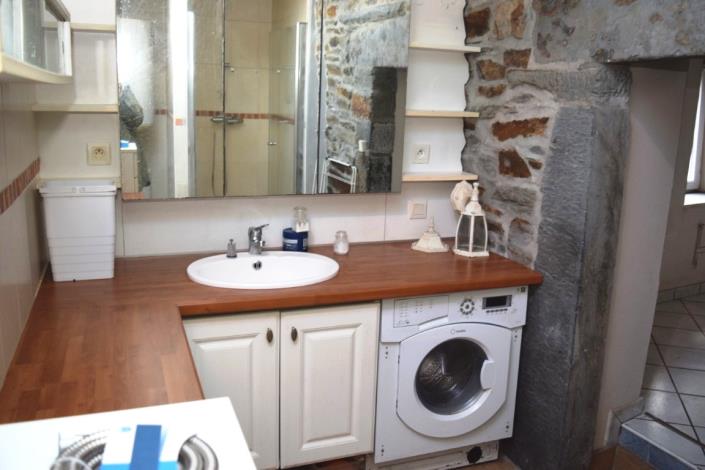 Image No.9-1 Bed House for sale