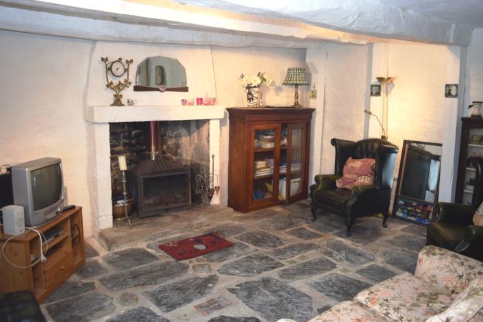 Image No.21-5 Bed House for sale