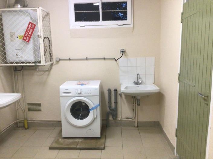 Image No.15-Commercial à vendre à Guilligomarc'h