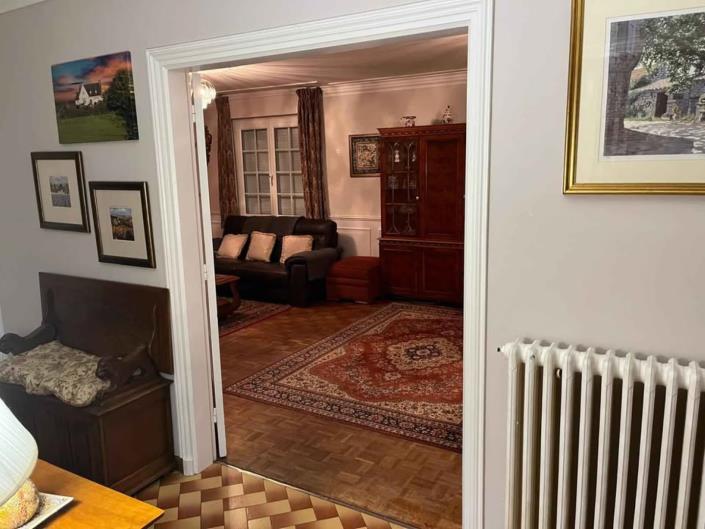 Image No.15-4 Bed House for sale