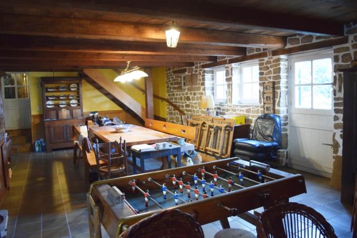 Image No.19-7 Bed House for sale