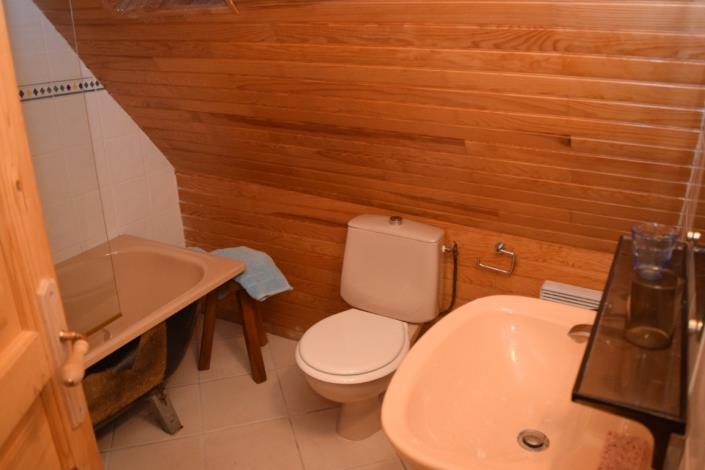 Image No.36-7 Bed House for sale