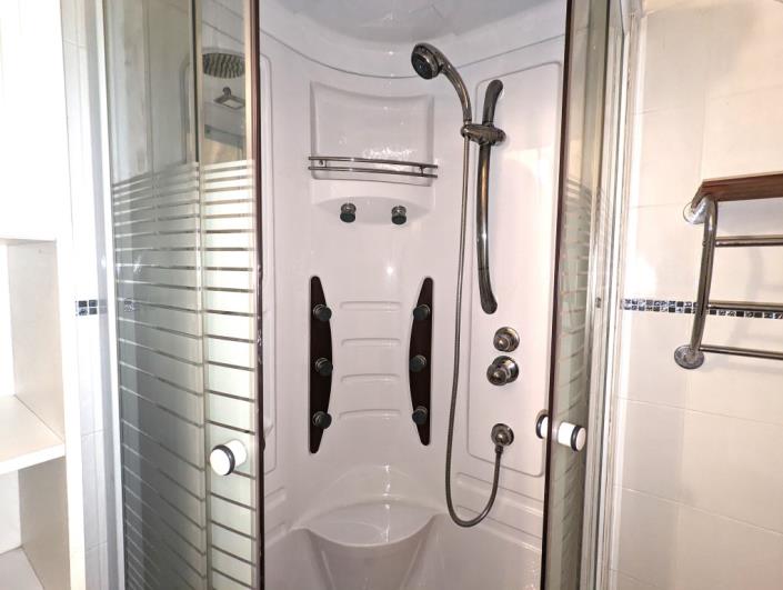 Image No.26-2 Bed House for sale